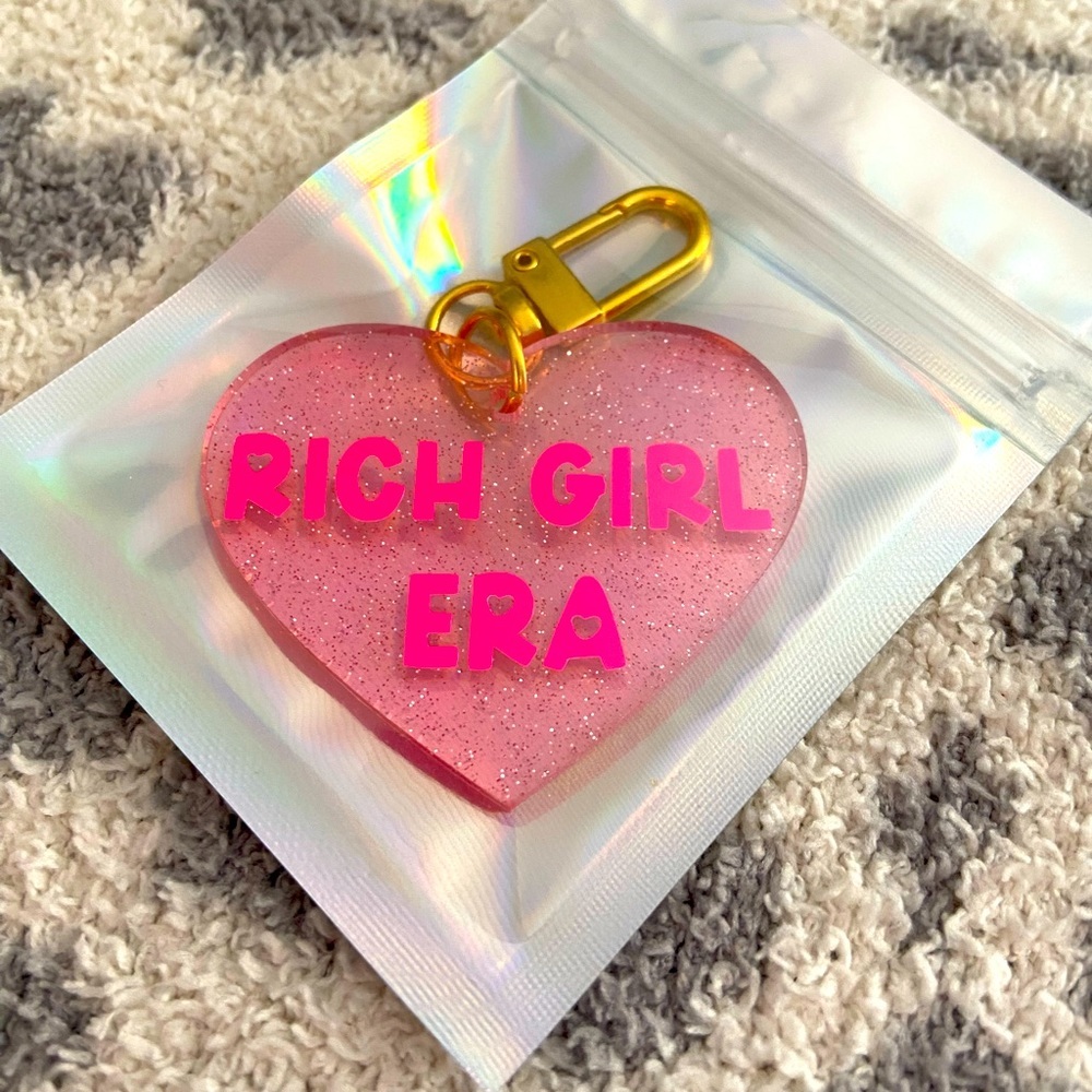 HANDMADE ACRYLIC HEART KEYCHAIN